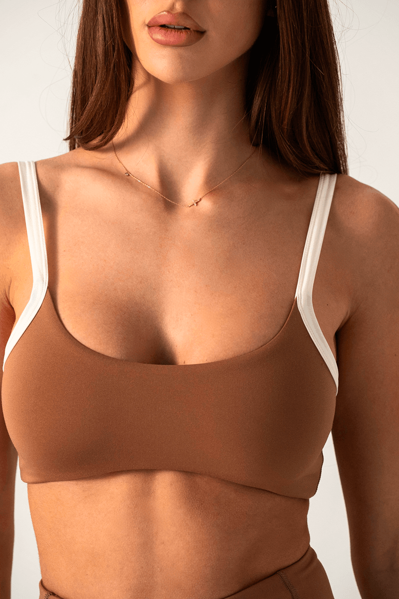 Braon sportski top za trening KlaraLinee kolekcija